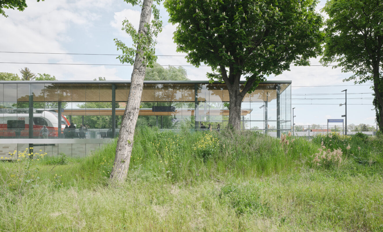 mohr niklas architekten - Bahnhof Wien Strebersdorf - (C) David Schreyer